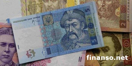 Национальный банк Украины ослабил курс гривны до 15,77 грн за 1 доллар США