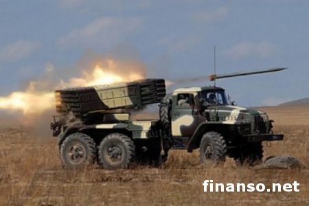 Под Гранитным террористы расстреливают силы АТО из "Градов"