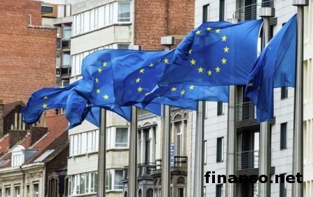 Власти ЕС намерены смягчить санкции в отношении России - причины