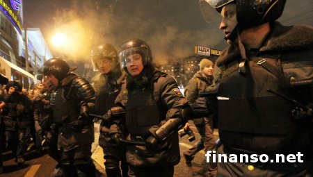 В Москве между сторонниками и противниками «Антимайдана» произошла драка, задержаны 15 активистов