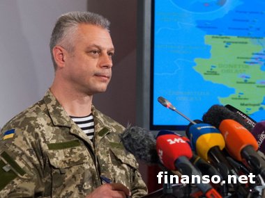 На Донбассе ситуация обостряется, противник продолжает перебрасывать технику - штаб АТО