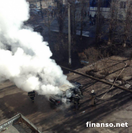 Второй взрыв в Харькове: взорвалась еще одна машина - подробности