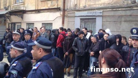 В Одессе правоохранители задержали 50 титушек, готовивших массовую провокацию