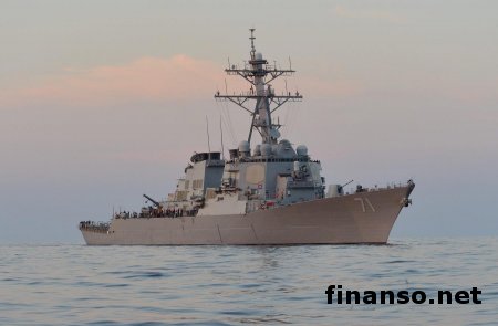 США направили в воды Черного моря ракетный эсминец