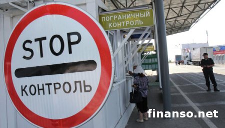 Россия жалуется, что Киев блокирует грузовой поток в Крым
