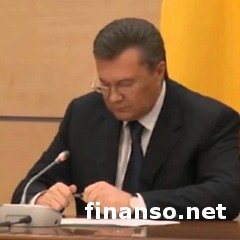 Официально: опубликован закон о лишении Януковича звания президента