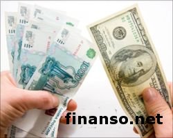 К концу месяца рубль может упасть до 60 к доллару –  эксперты ING