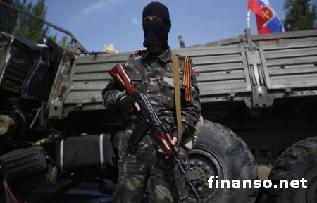 Террористы из танков обстреляли Марьинку, из гранатометов Широкино