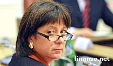 Кабмин готов запретить выплату внешних долгов – Яресько