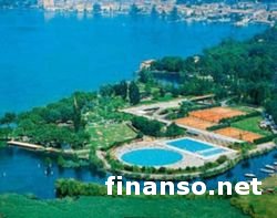 Намечается нехватка мест в кемпингах Испании