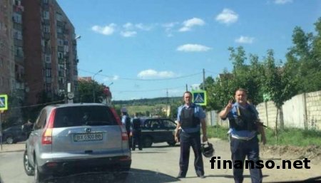 МВД и СБУ требуют от ПС сдаться, сложив оружие