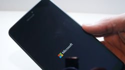 В Сети есть снимки Talkman и Microsoft Lumia Cityman                      