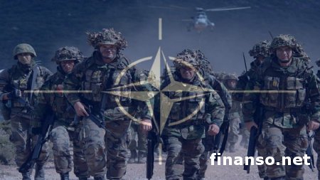 Порошенко назвал причины, по каким Украину не берут в НАТО