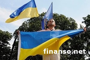 Кабмин запретит использовать прапор Украины в рекламе