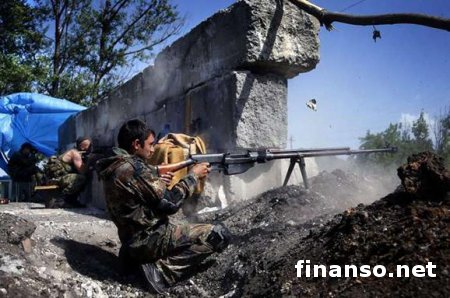 Боевики обстреляли силы АТО под Авдеевкой из пулеметов и гранатометов