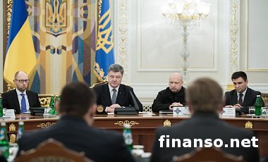 Президент Украины считает  рост зарплат военным приоритетом нацбезопасности