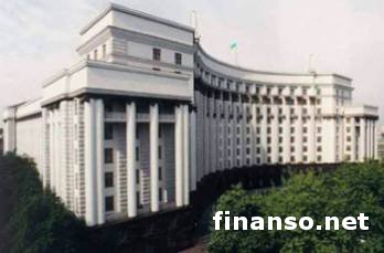 Кабмин предлагает парламенту урезать расходы на образование до 7% ВВП