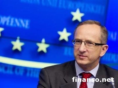 ЕС призывает власти Украины принять новую Конституцию