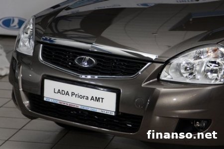 Украина официально ввела доппошлины на российские автомобили