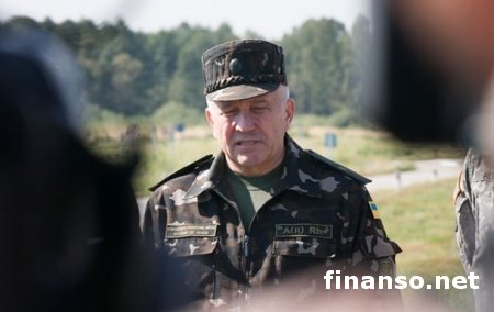 Порошенко уволил командующего Сухопутными войсками ВСУ Пушнякова