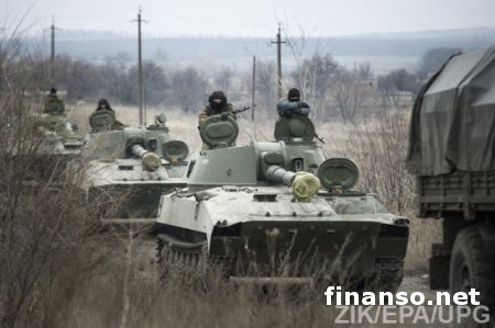 В Антрацит вошел эшелон военной техники боевиков – разведка