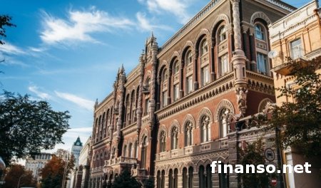 В НБУ рассказали о причинах блокировки банковских карт украинцев