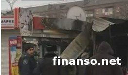 В Киеве у станции метро Дорогожичи произошел пожар, сгорели МАФы