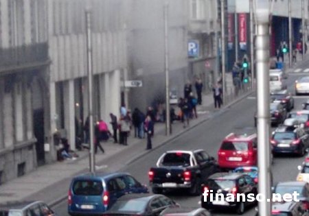 У метро «Мальбек» и «Площадь Шумана» в Брюсселе прогремели два взрыва