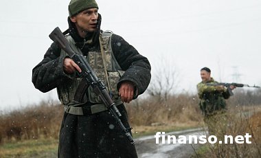 Боевики со стрельбой  делят базы отдыха на Азовском море