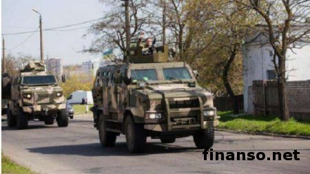 В Одессу из Мариуполя перебросили сотни бойцов полка «Азов»