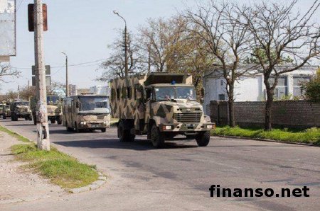 В Одессу из Мариуполя перебросили сотни бойцов полка «Азов»