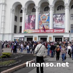 В Донецке прошел парад ко Дню победы: как празднуют оккупанты