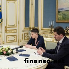 Порошенко и Савченко обсудили детали санкционного списка