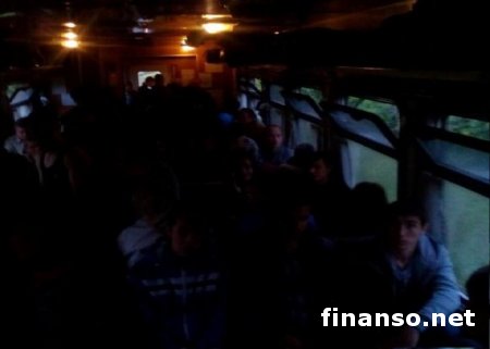 На Виннитчине на хoду загорелась элeктричка с пассaжирами