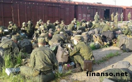 На границе с Украиной и Беларусью появились российские войска, обнародованы фото