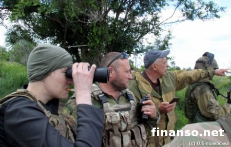 Савченко с Ярошем побывали  у украинских военных на передовой