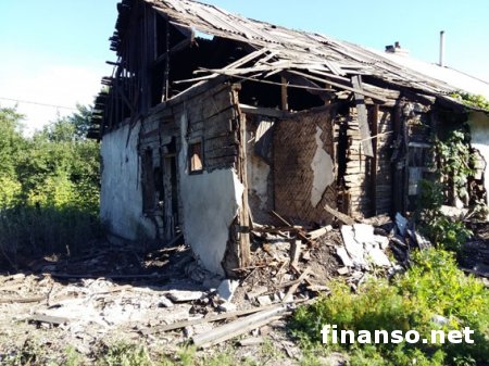 В Сети обнародовали фото последствий обстрела боевиками жилдомов в Торецке