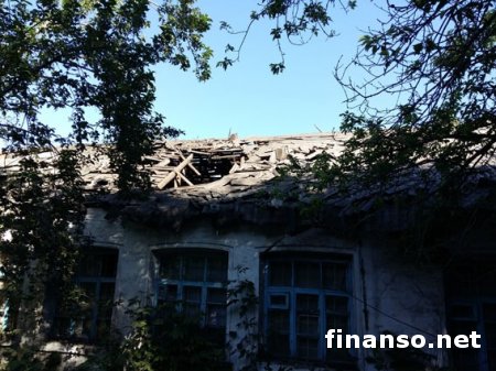 В Сети обнародовали фото последствий обстрела боевиками жилдомов в Торецке