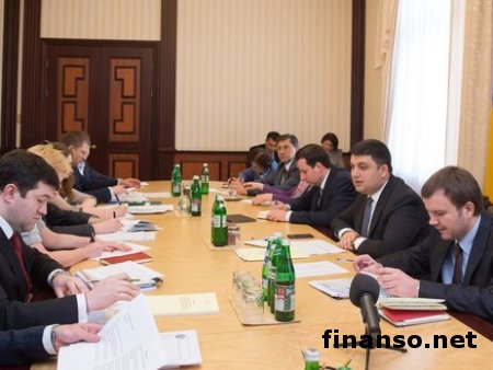 Кабмином созданы мобильные группы для борьбы с контрабандой – Гройсман