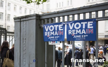 Более полумиллиона британцев подписали петицию о новом референдуме по Brexit