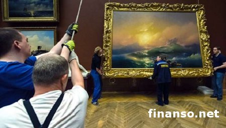 Из Крыма в Москву вывезли 38 драгоценных картин Айвазовского