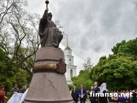 Вятрович предлагает переименовать аэропорт «Борисполь»