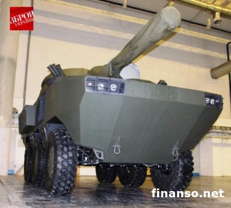 В Украине презентовали новый БТР, оснащенный гаубицей