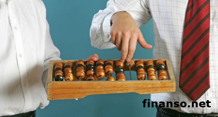 Кабмин поднял зарплаты работникам бюджетной сферы