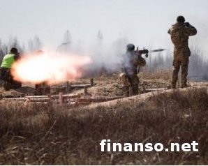 Ситуация в зоне АТО осложняется, под Донецком – горячее всего