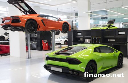 Lamborghini открыл самый крупный в мире дилерский центр