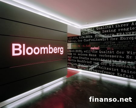 Bloomberg: Украина не получит денег от МВФ до конца года