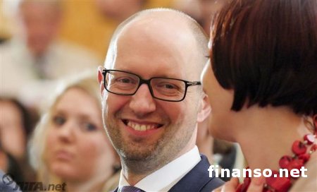 Яценюк и супруга Авакова стали владельцами телеканала Экспрессо