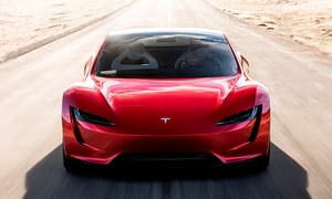 Электрокар Tesla Roadster совершит экспериментальный полет на Марс