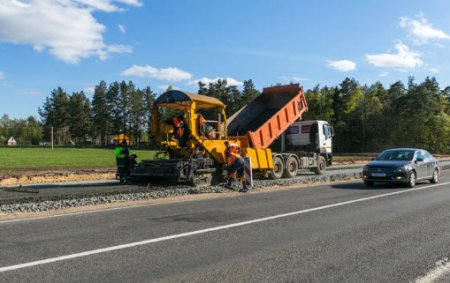 В Беларуси взялись за дороги местного значения  